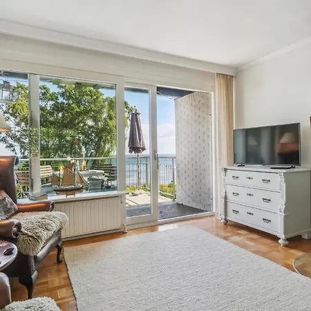 Awesome In With House Sea View Apartment Svaneke